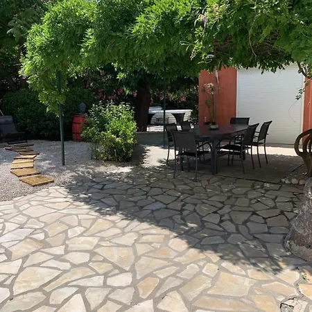 Apartament Les Dahlias 4 Personnes Jacuzzi Barbecue Jardin Arbore Climatise Agde